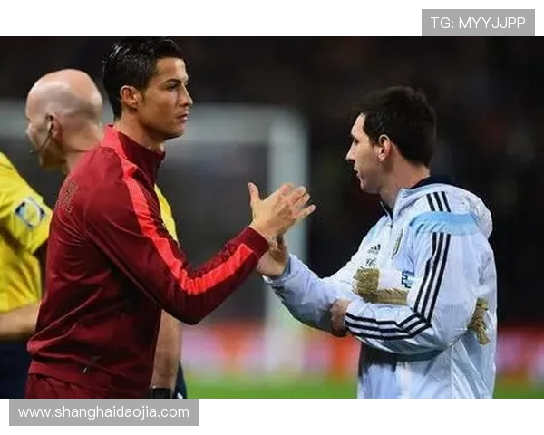 足球明星搞笑表情大合集 这些瞬间让你笑到停不下来